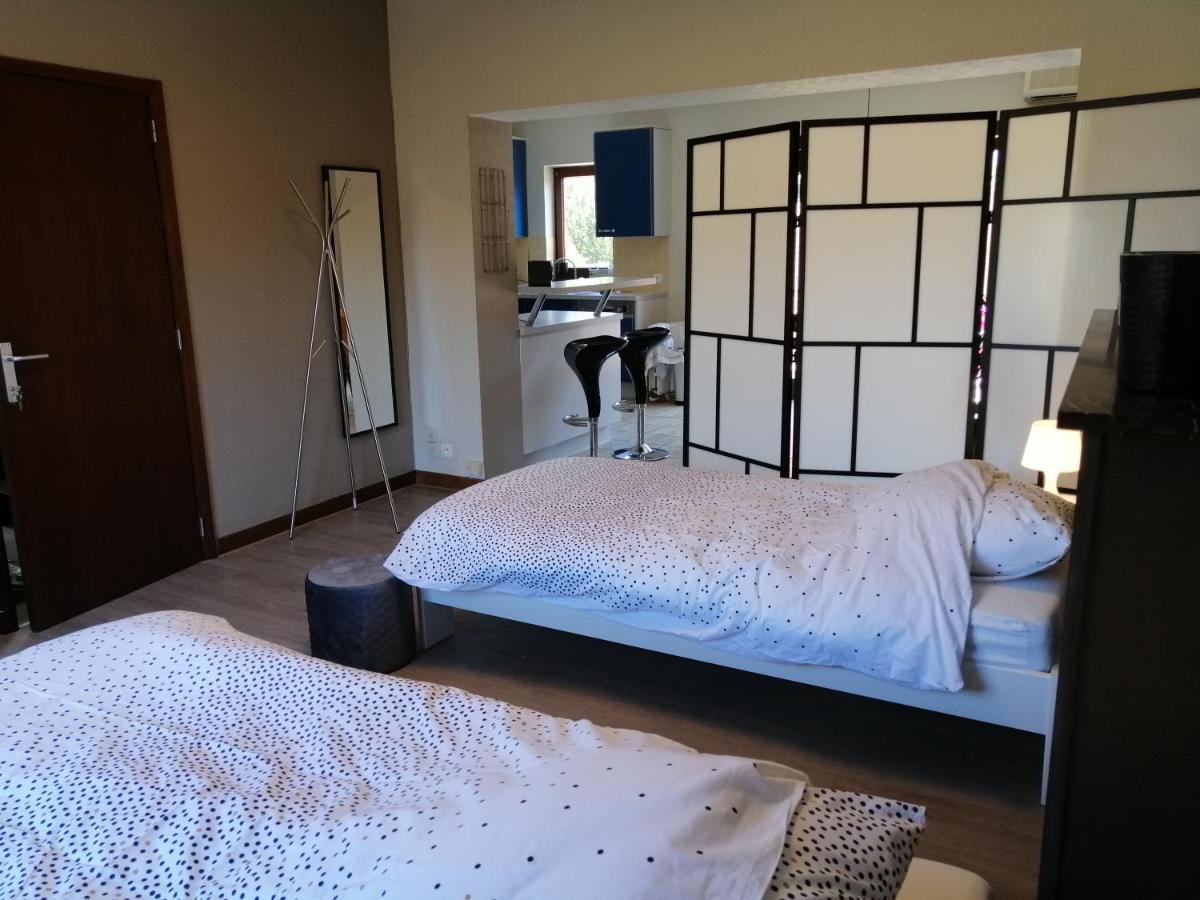 Studio 2 Pers. Tourisme Et Business Apartment นามูร์ ภายนอก รูปภาพ